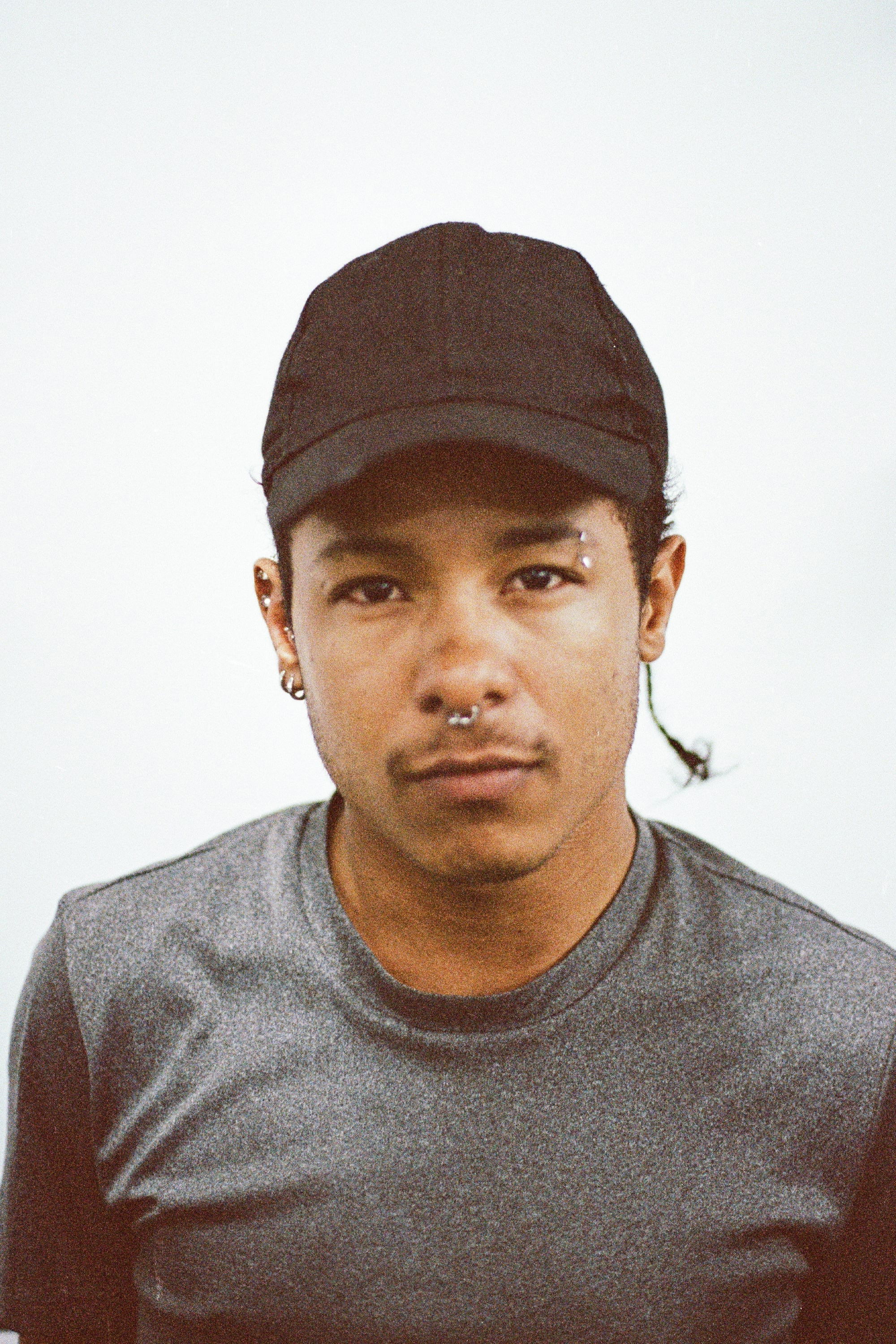 Daniel Peron backdrop