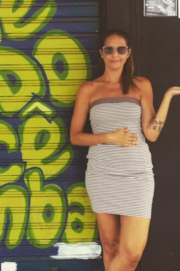 Fernanda Barbosa backdrop