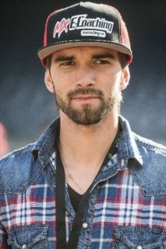 Dimitri Rolando backdrop