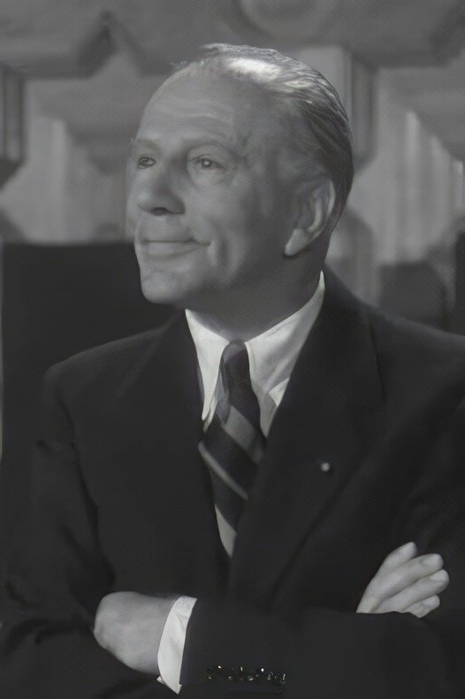 Maurice Bénard backdrop