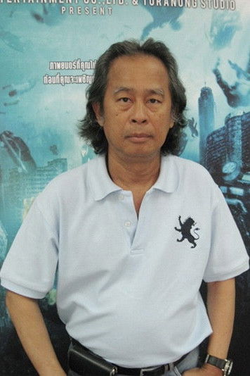 Toranong Srichua backdrop