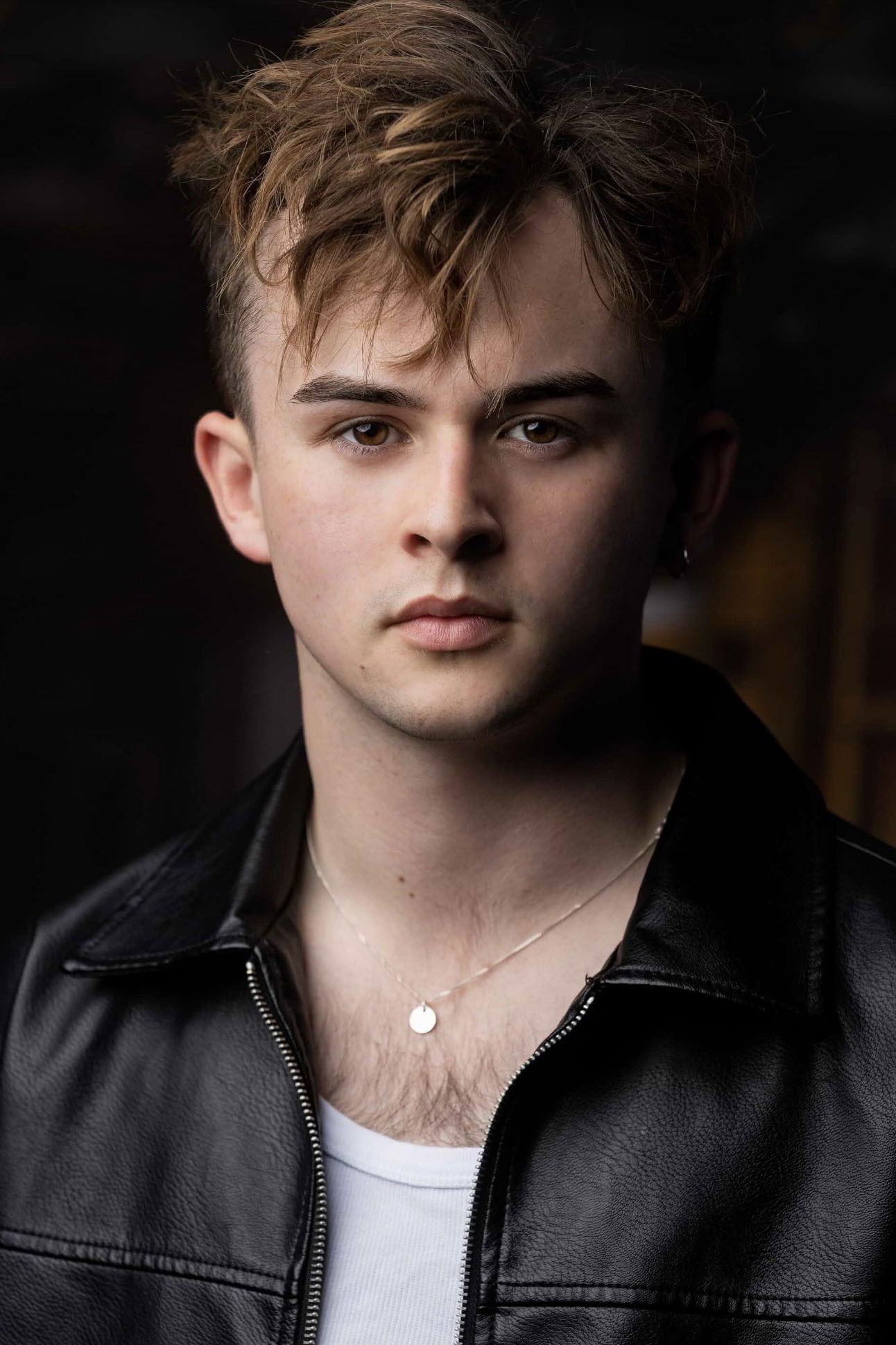 Jez Underwood backdrop