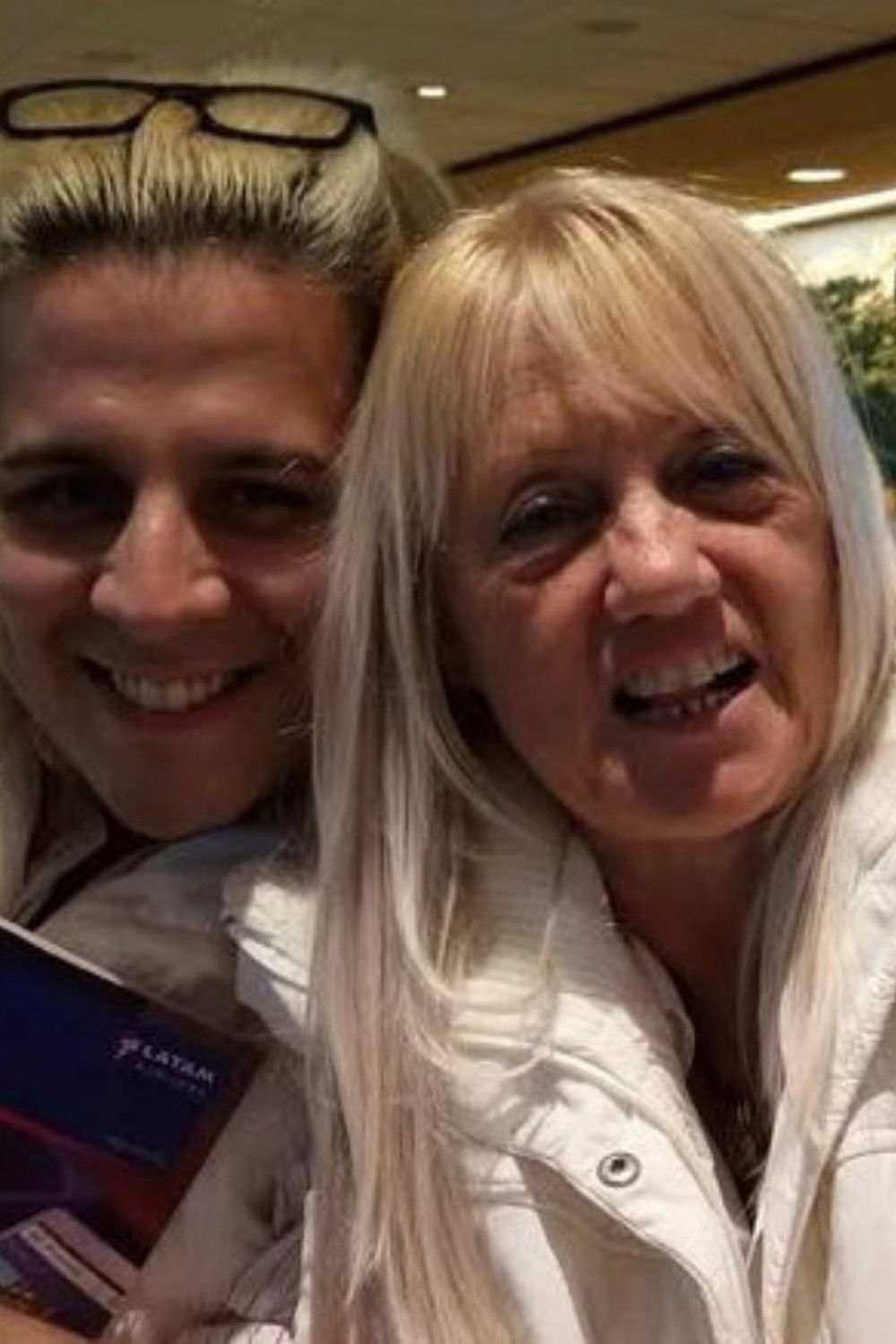 Sônia de Fátima Pinto backdrop