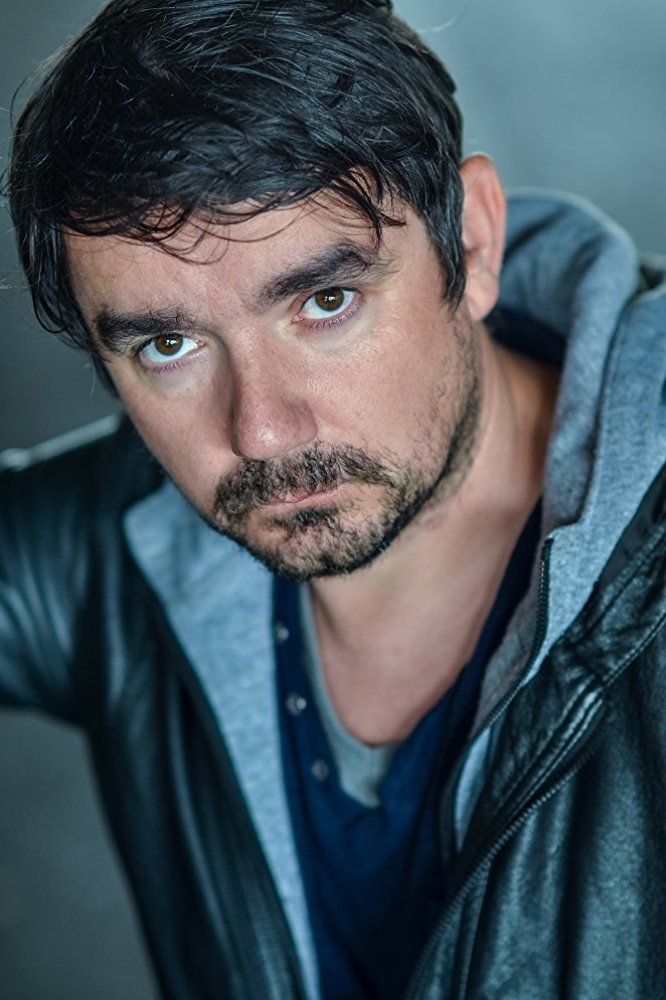 Darren Richardson backdrop