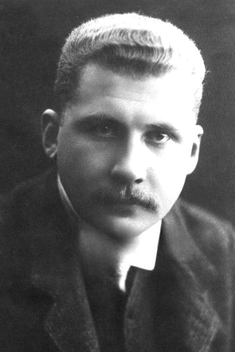 Hans Marr: Hans Mar backdrop