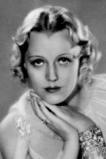 Charlotte Susa backdrop