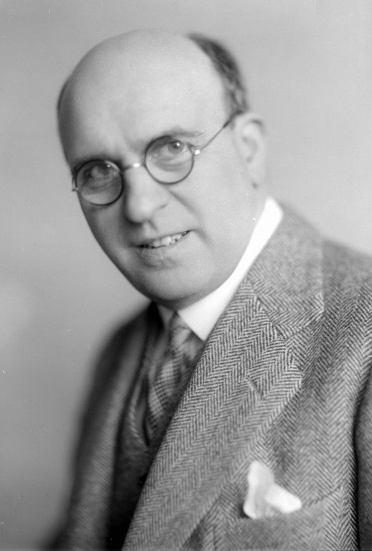 Fritz Löhner-Beda backdrop