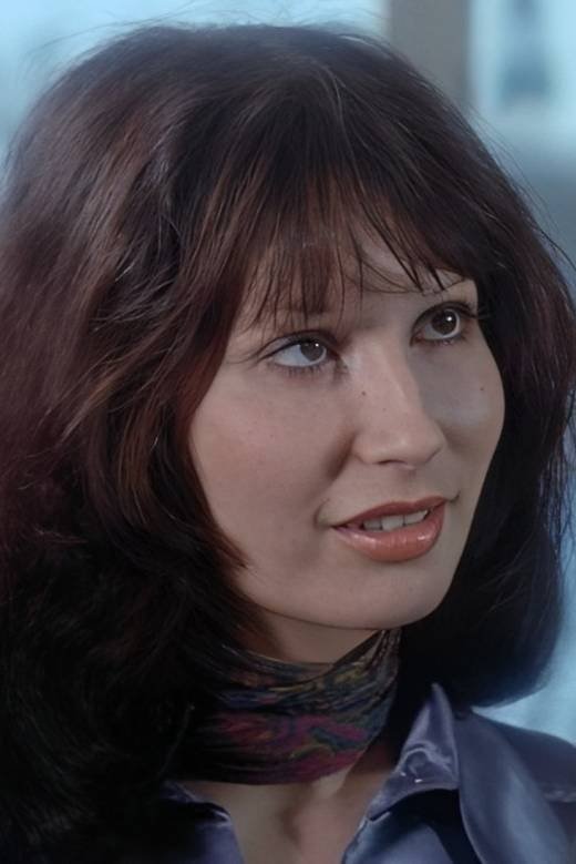 Marie Hélène Règne backdrop