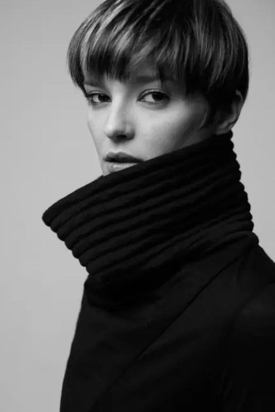 Eleonora Meneghini backdrop