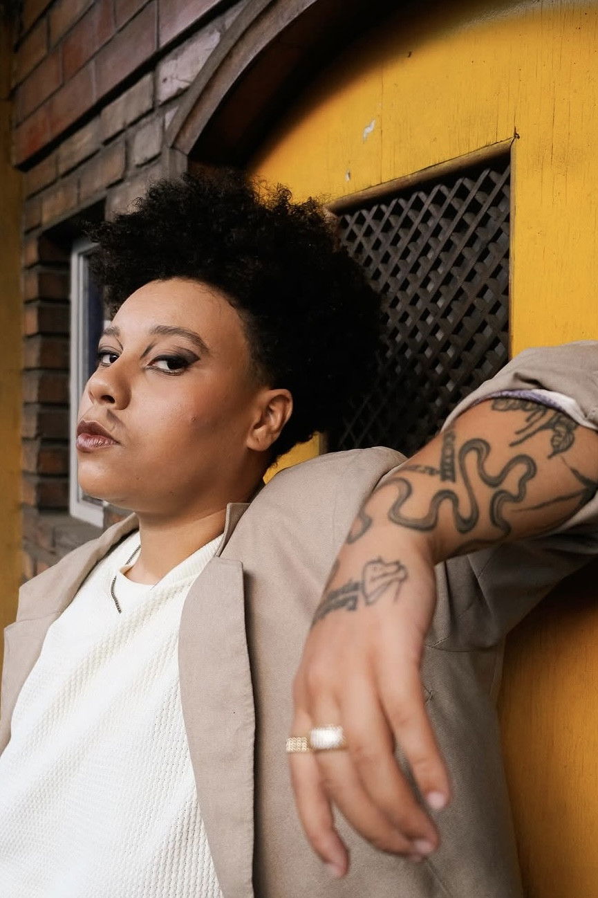 Lolø Lótus backdrop