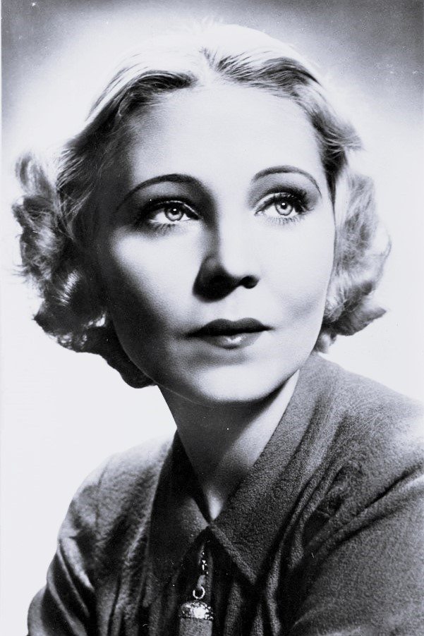 Hilde Körber backdrop