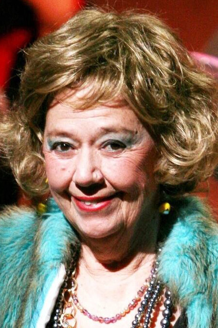 Maria Konstadarou backdrop