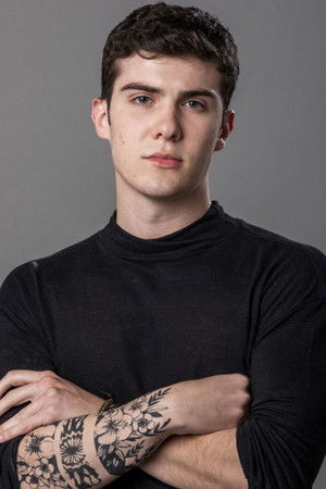 Caio Manhente backdrop