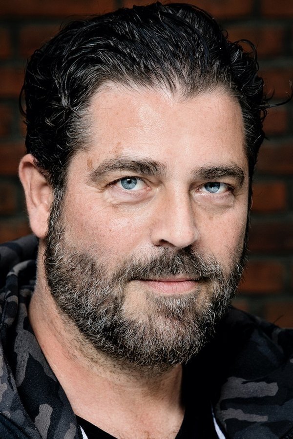 Rasmus Thorsen backdrop