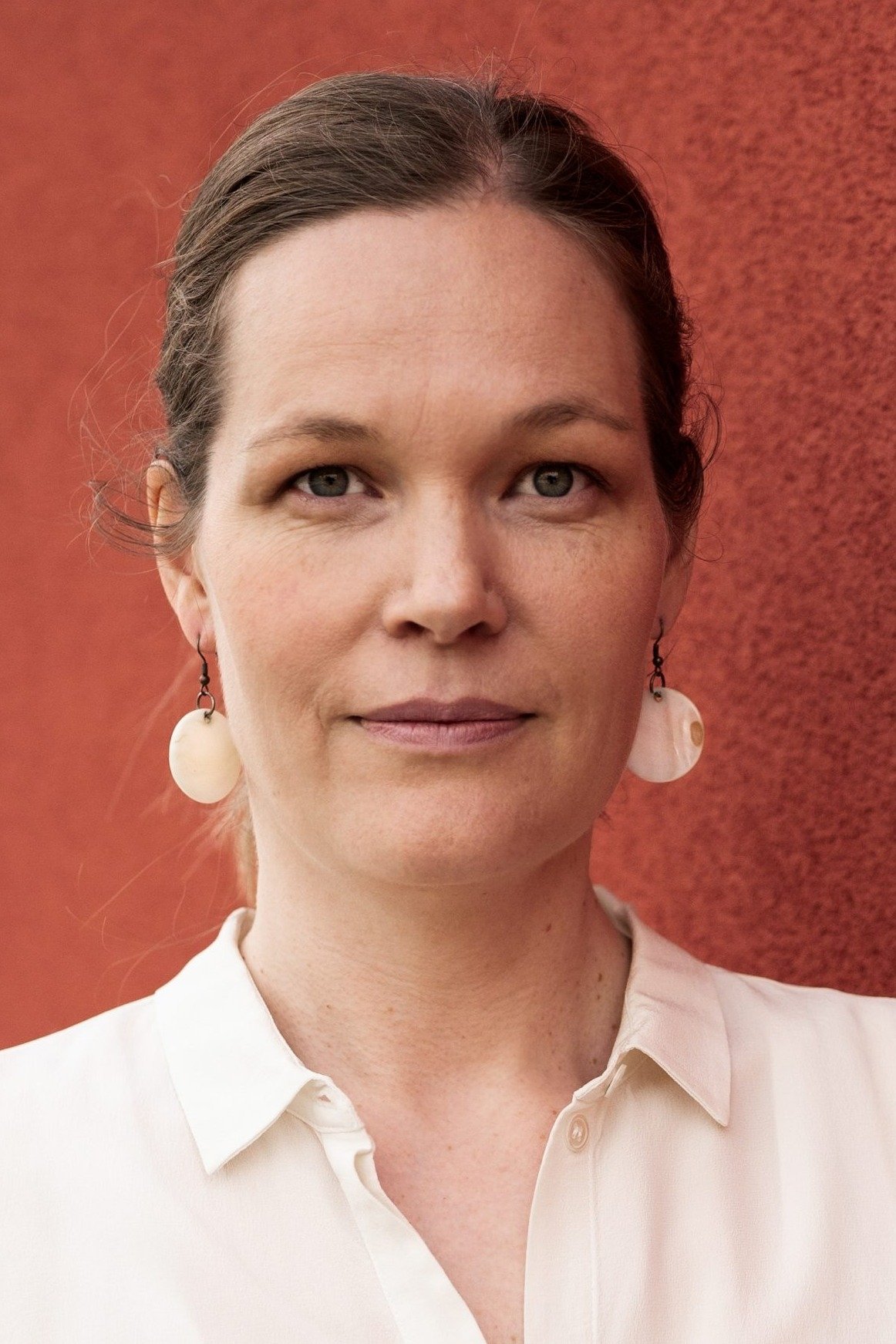 Juuli Niemi backdrop