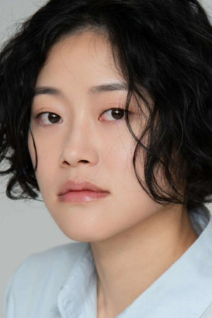 Kim Youn-jeong backdrop