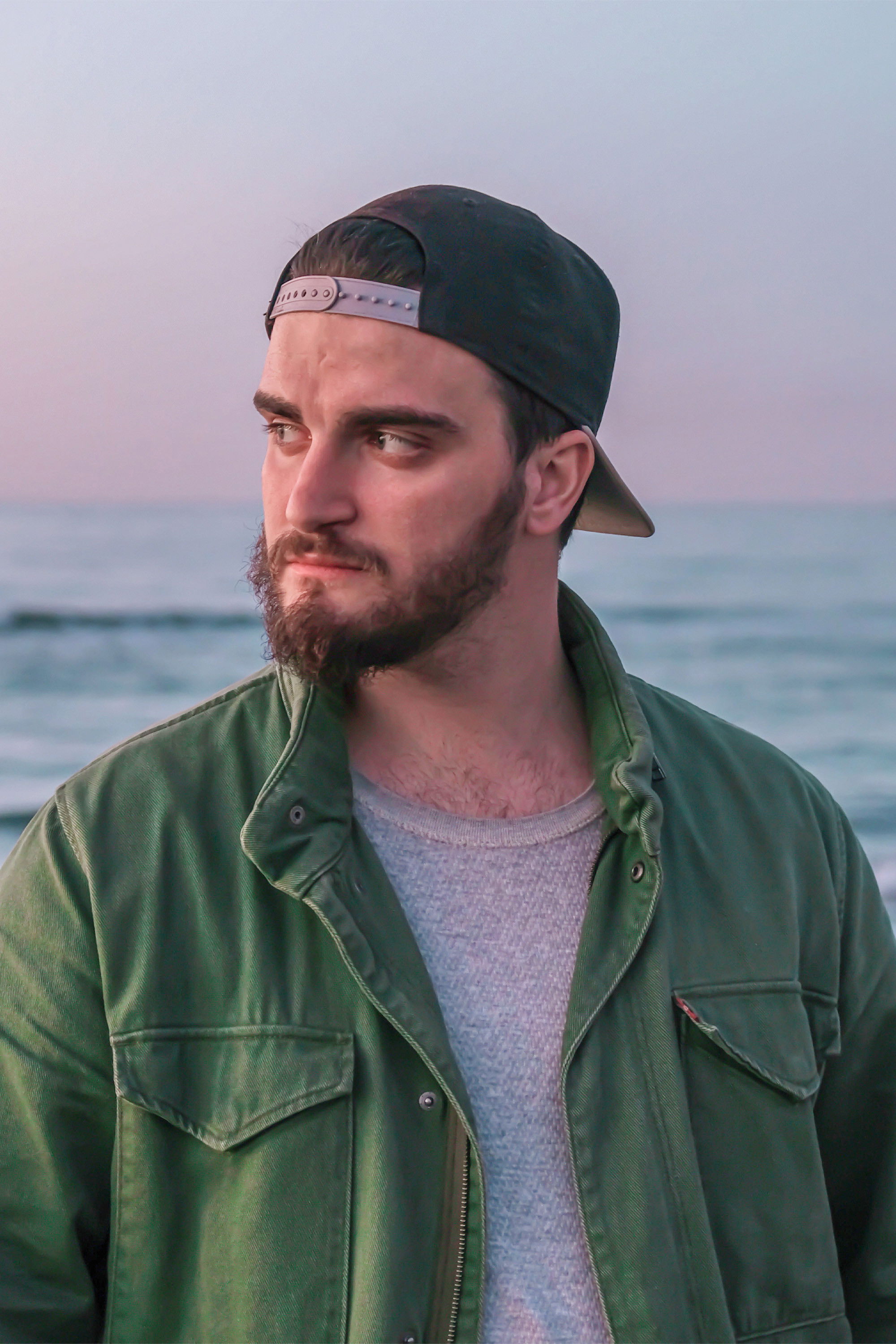 Atakan Karabulut backdrop