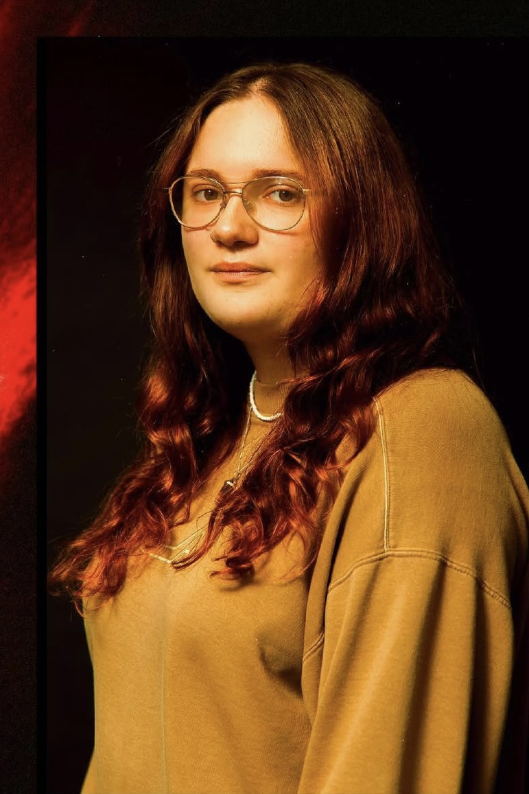 Liberty Barlow backdrop