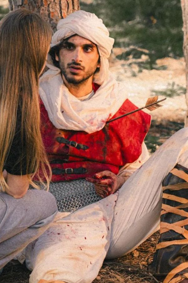 Mani Parsaravesh backdrop