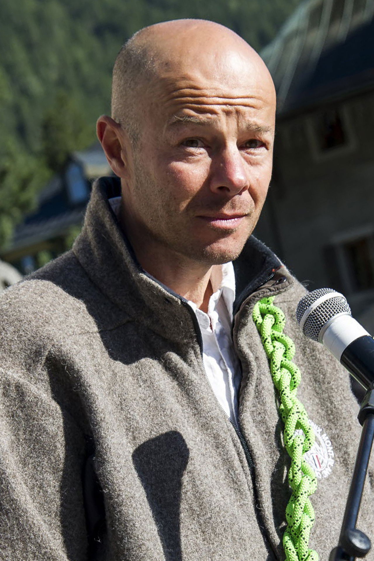 David Ravanel backdrop