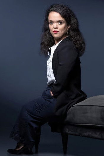 Violette Viannay backdrop