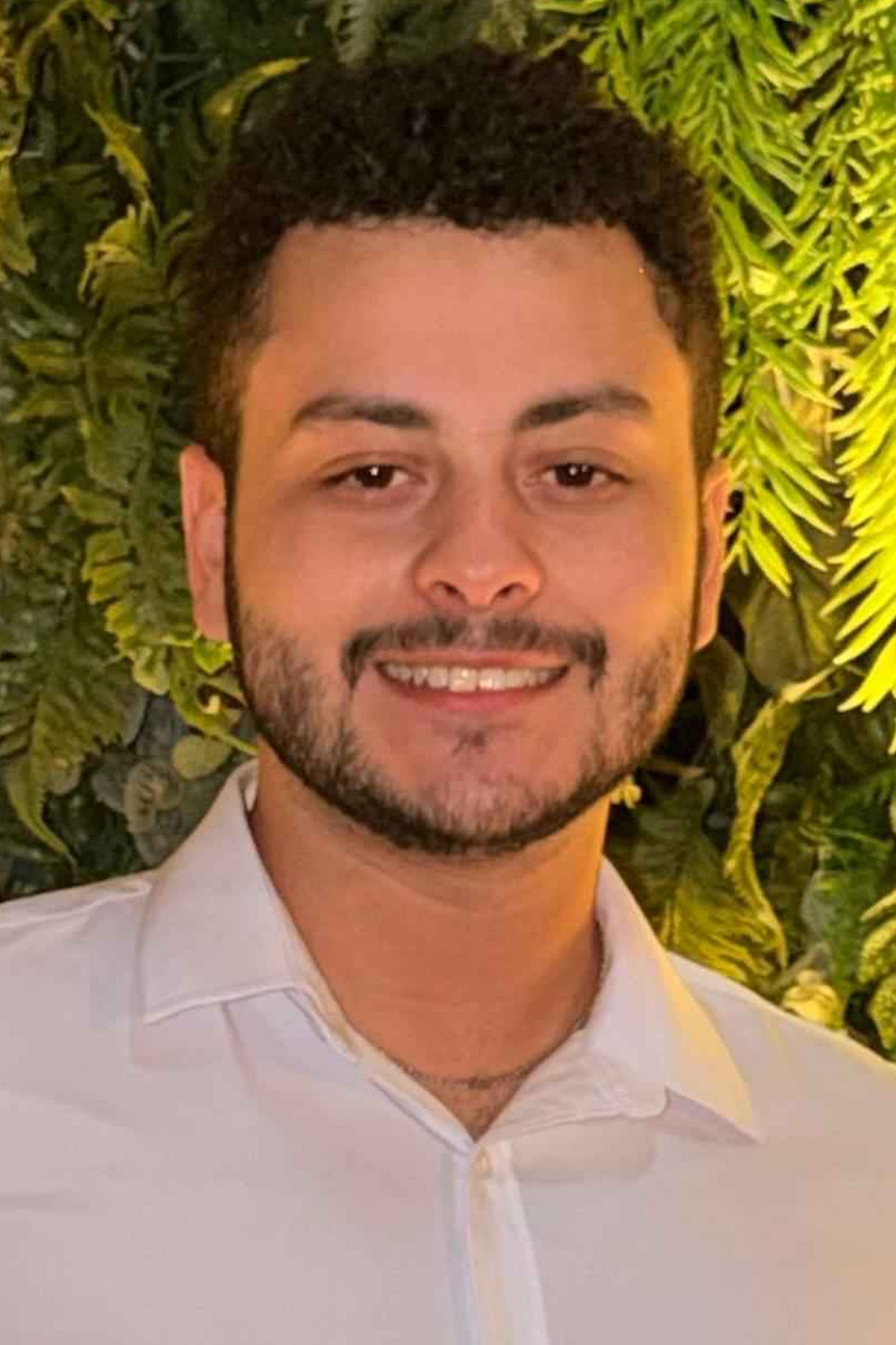 Taha Kalil Mendes Elgazzaoui backdrop