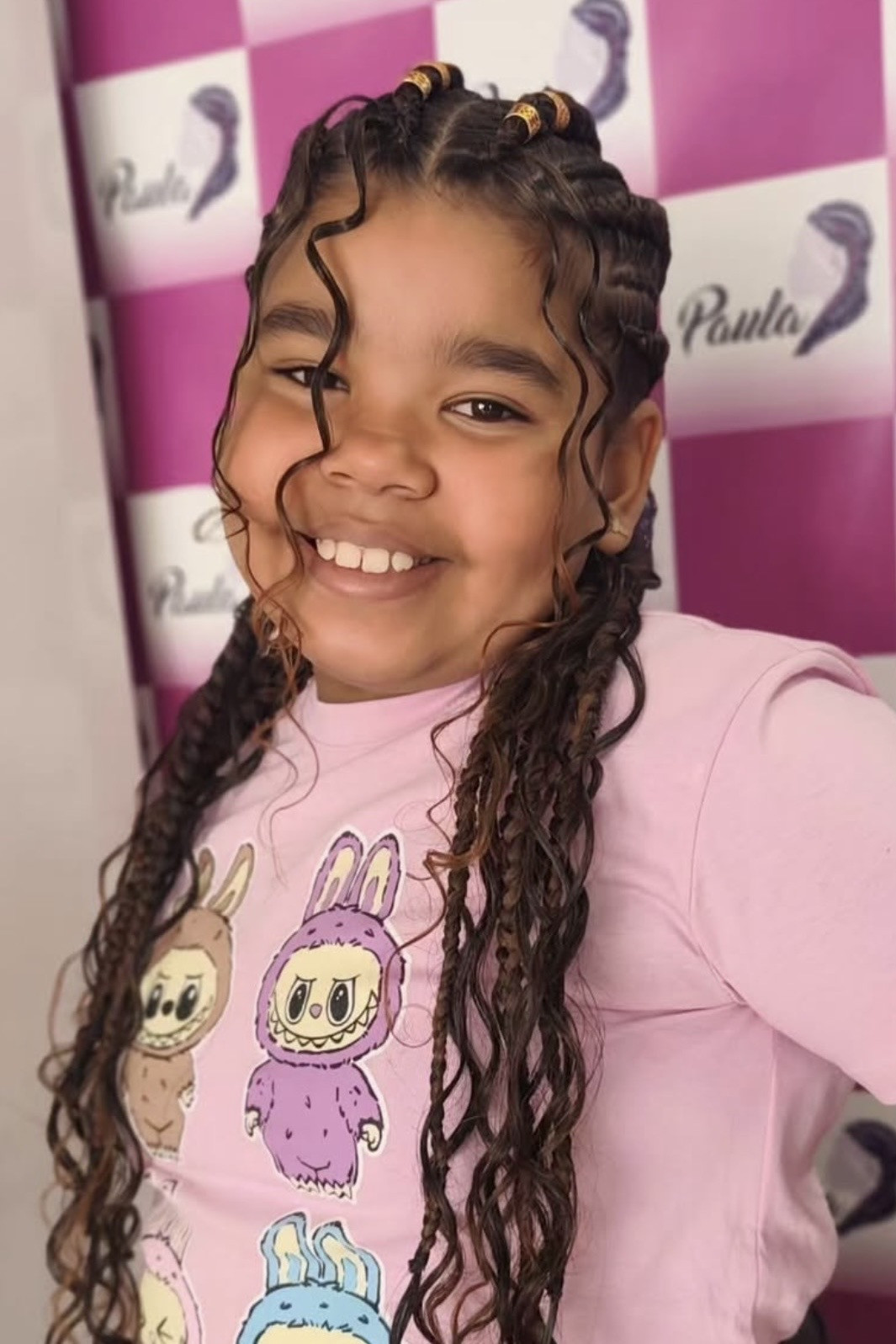 Sophia Laviny backdrop