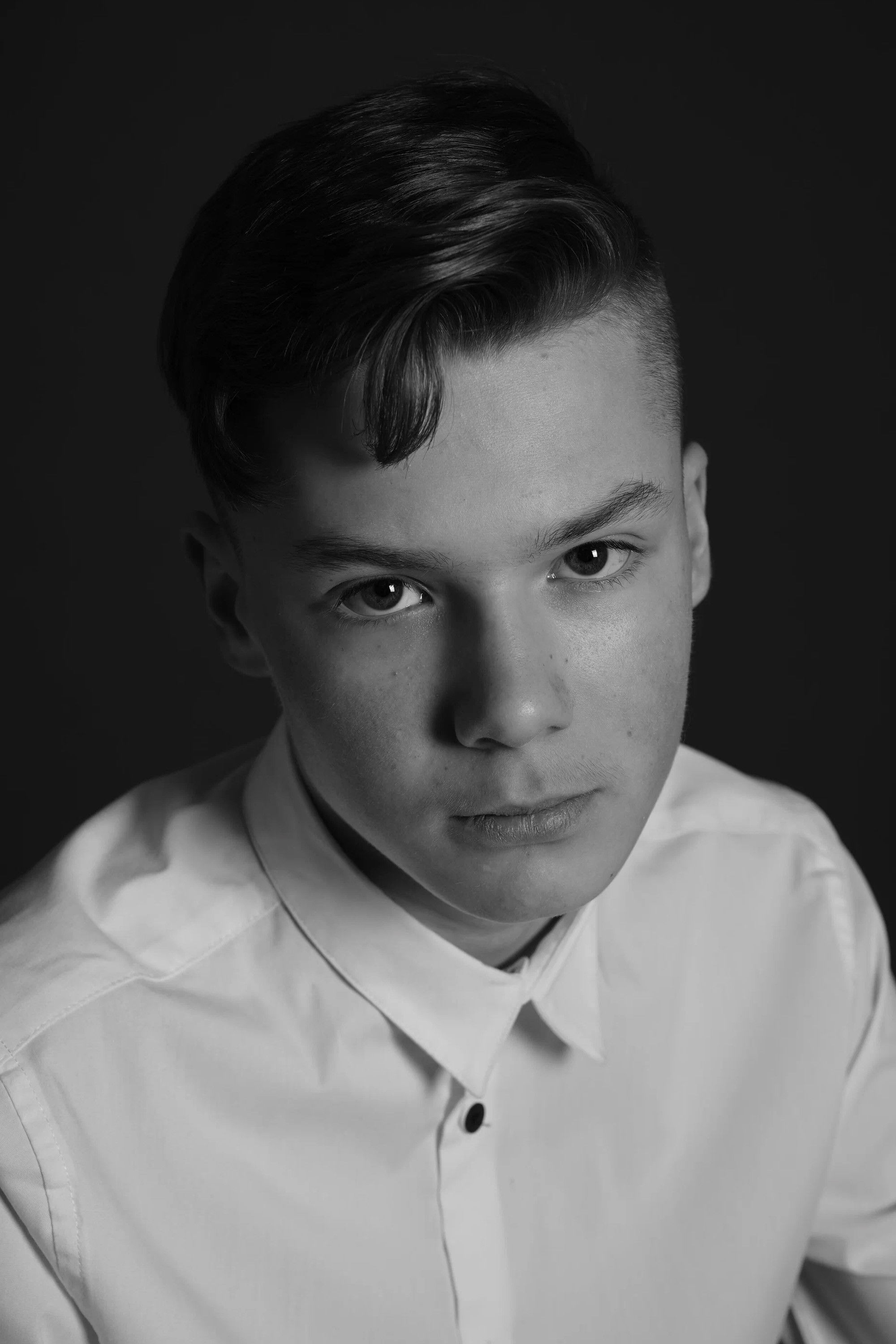 Dmitriy Gribanov backdrop