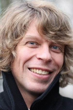 Andjei Petras backdrop