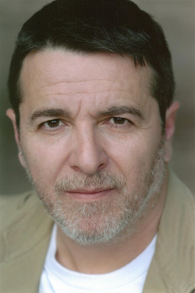 Loïc Brabant backdrop