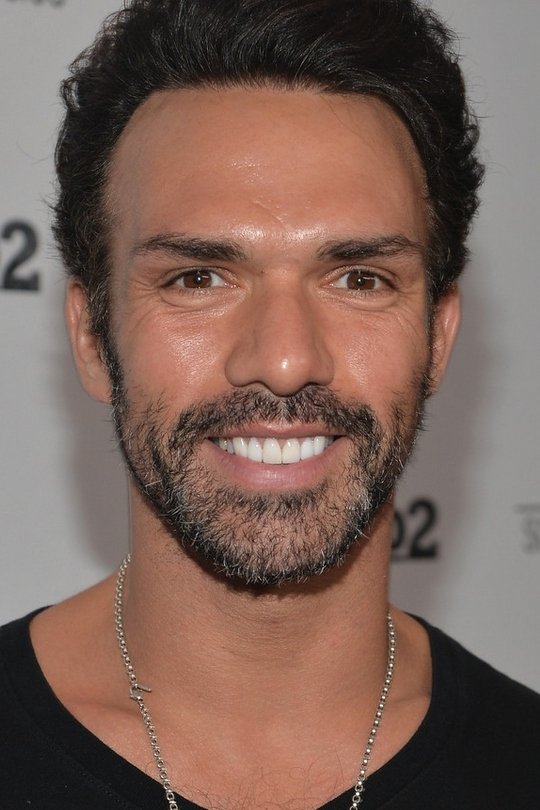 Darren Shahlavi backdrop