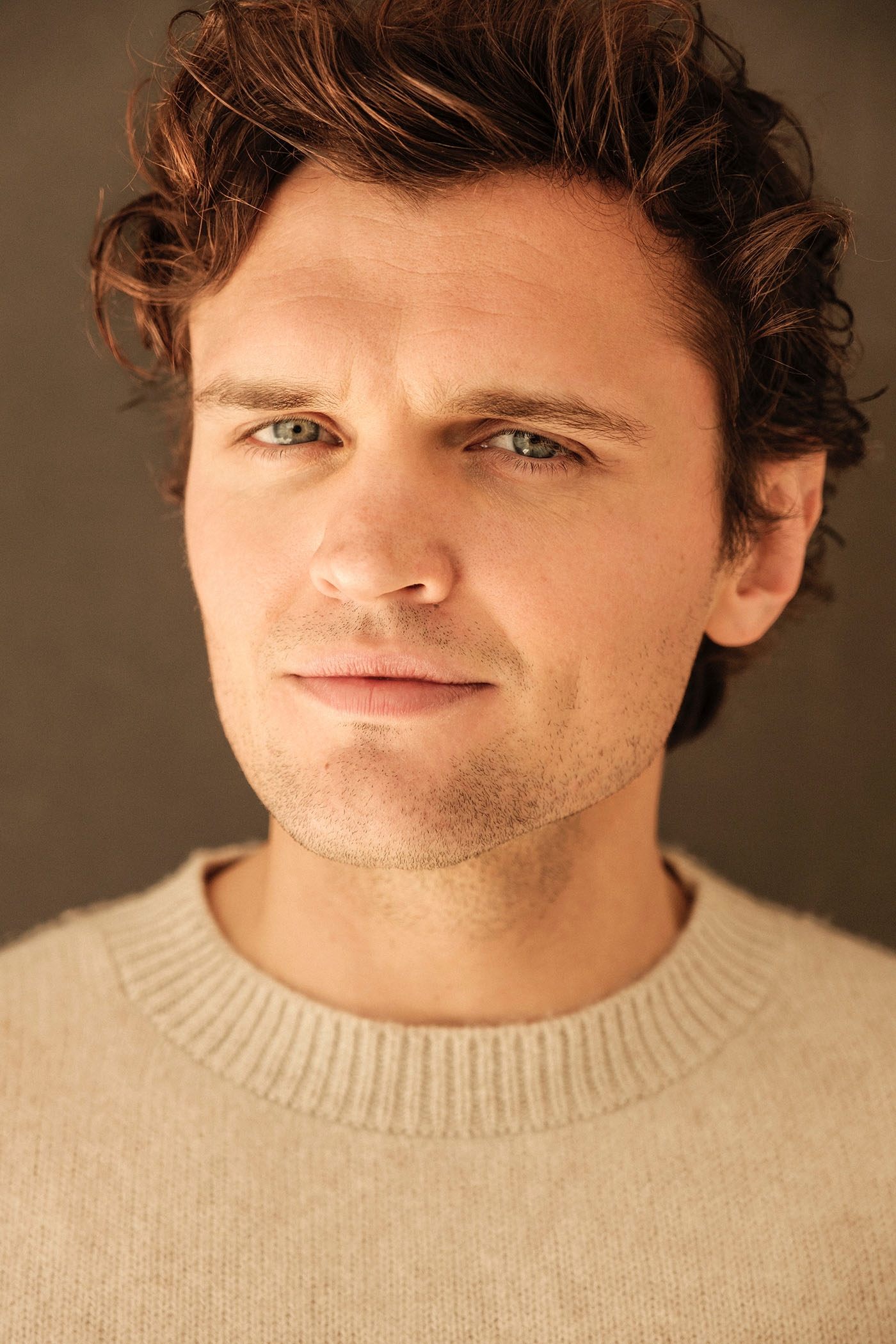 Ray Nicholson backdrop