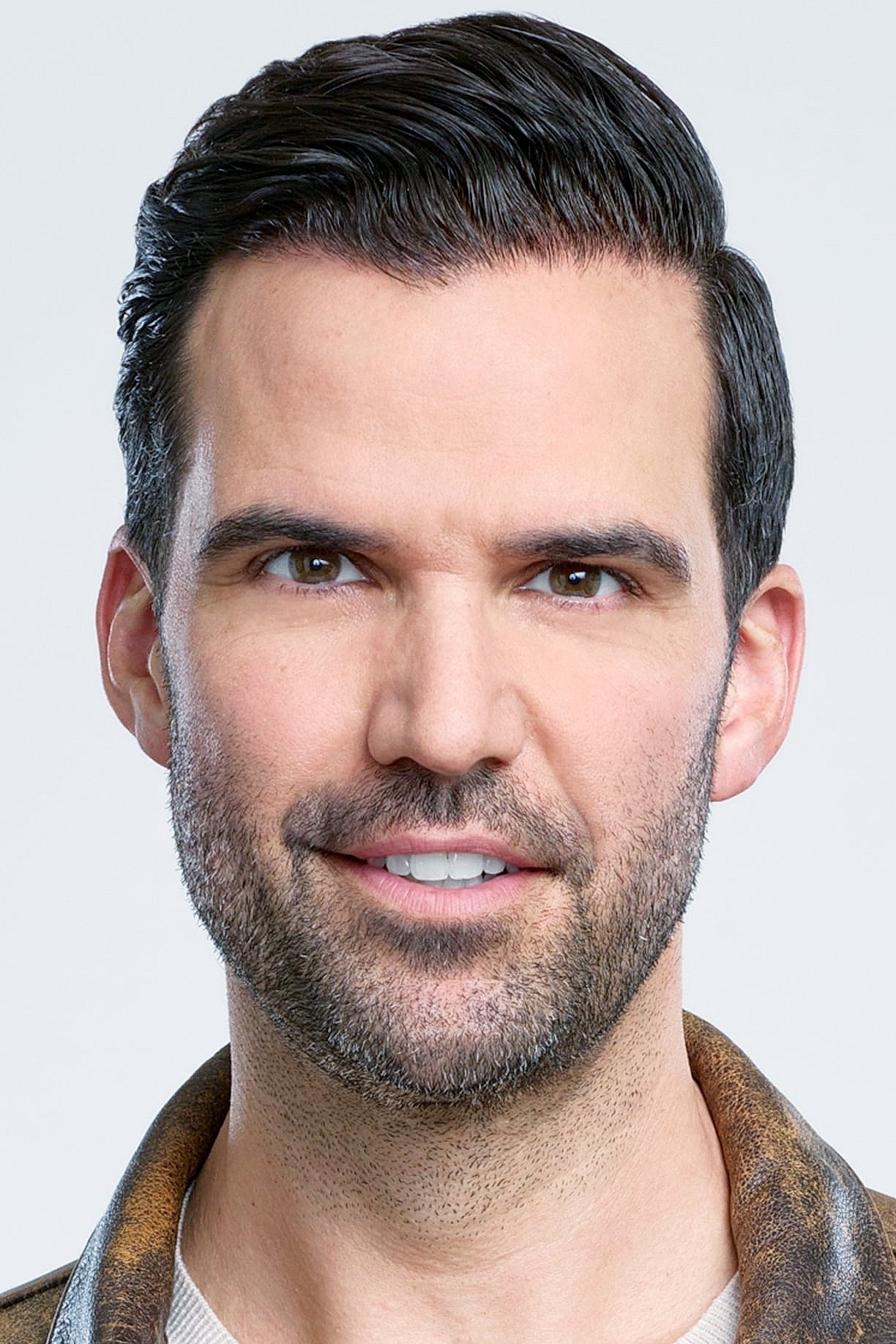 Benjamin Ajres backdrop