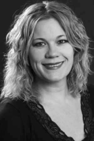 Marika Enstad backdrop