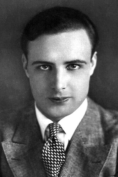 Egon von Jordan backdrop