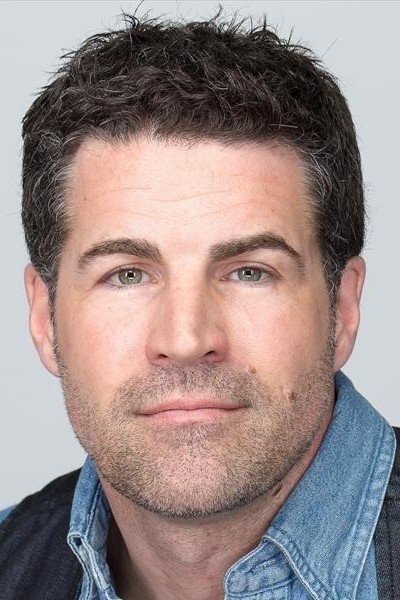 Michael Murray backdrop