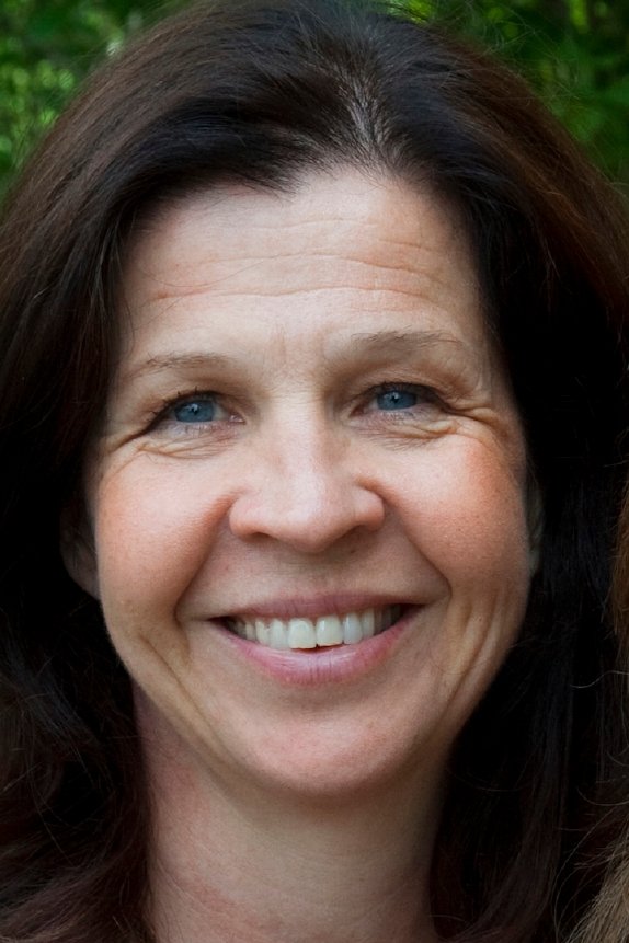 Ingela Olsson backdrop