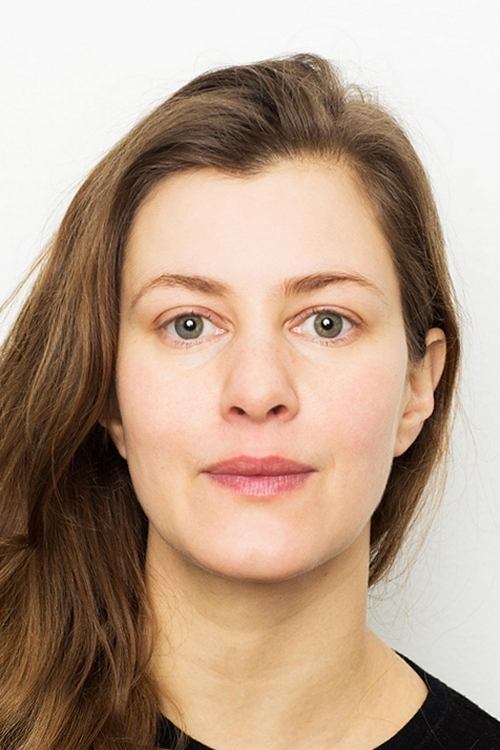 Silje Storstein backdrop