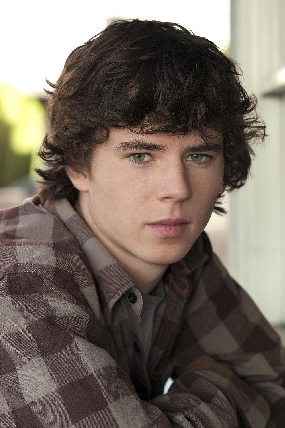 Charlie McDermott backdrop