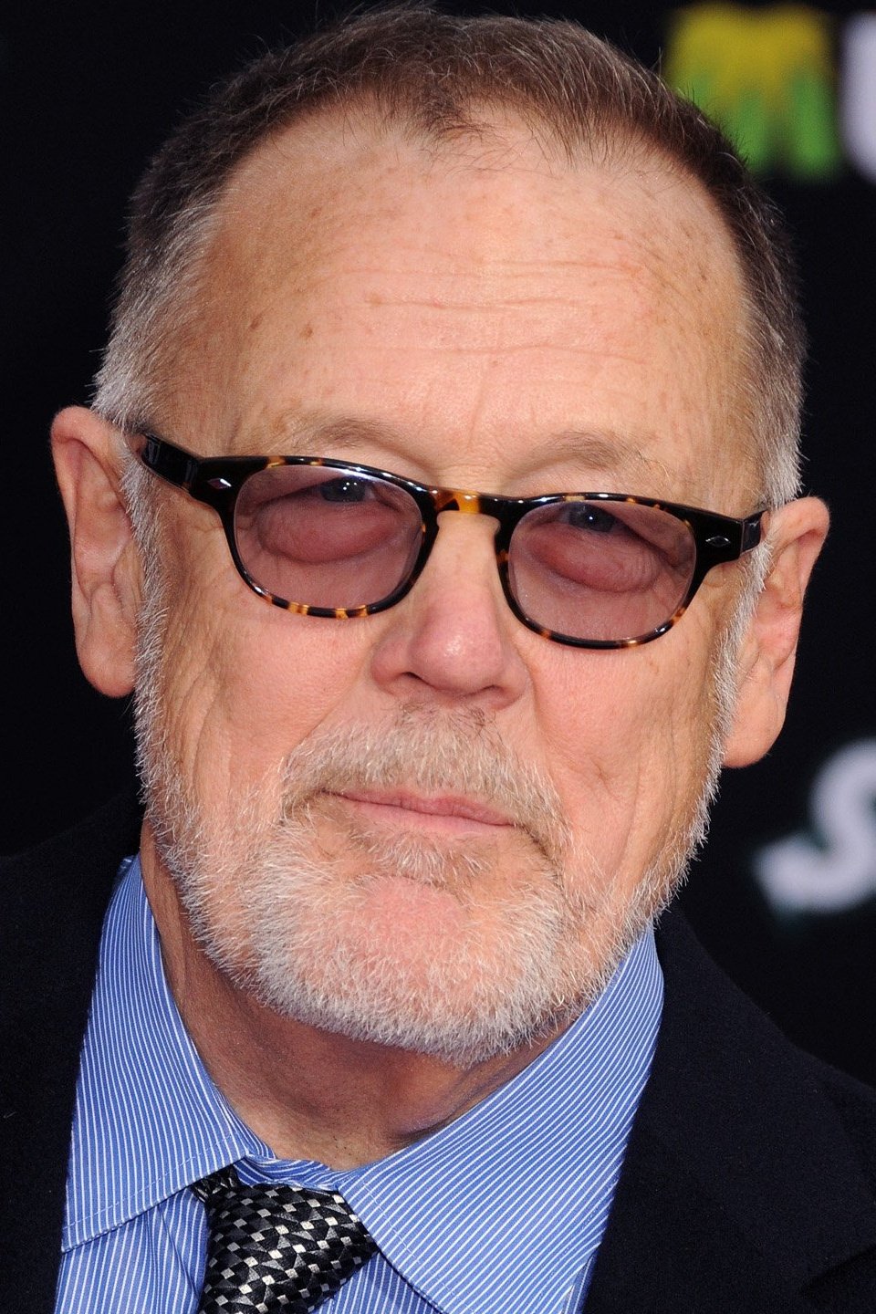 Deiv Gëlez backdrop