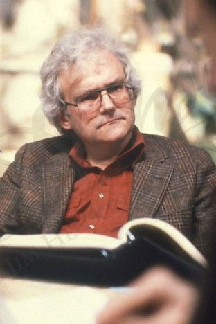 Xherri Xhul backdrop