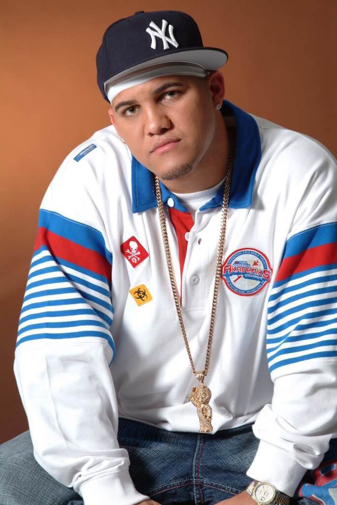 Sesari Farrait backdrop