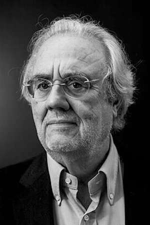 Manuel Gutiérrez Aragón backdrop