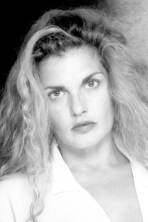 Klelia Rondinella backdrop