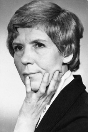 Lyubov Malinovskaya backdrop