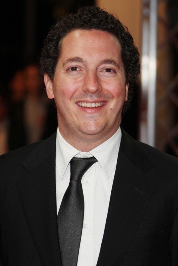Guillaume Gallienne backdrop