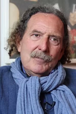 Xhuzepe Kolombo backdrop