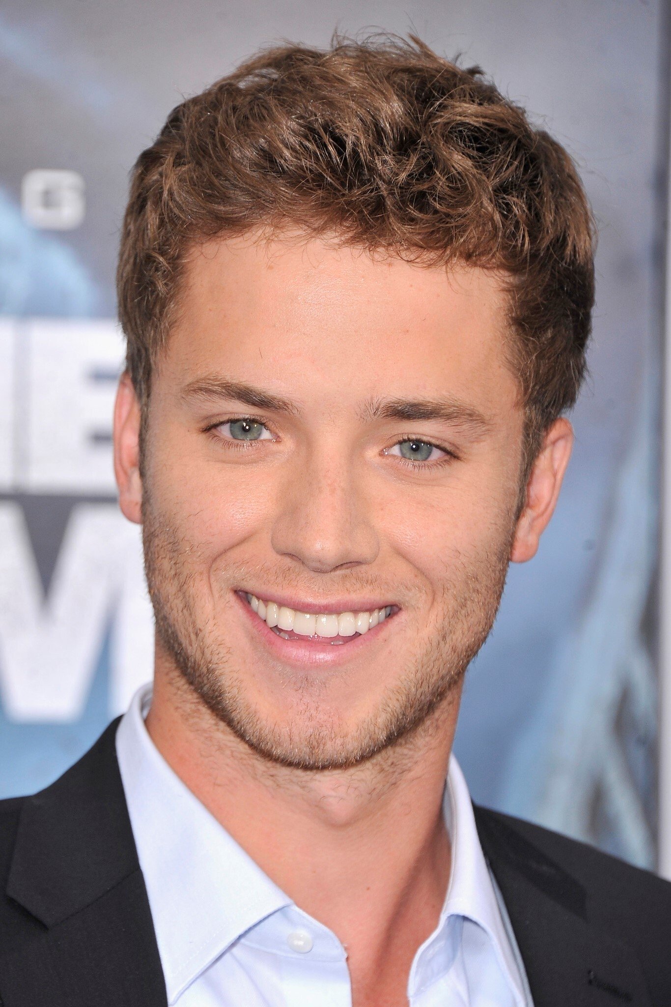 Jeremy Sumpter backdrop