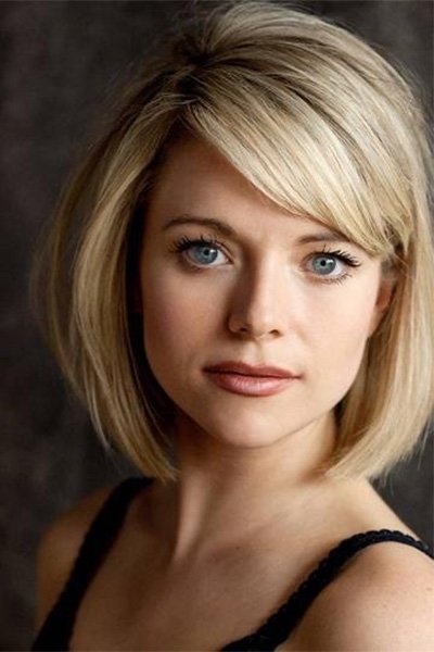 Antonia Bernath backdrop