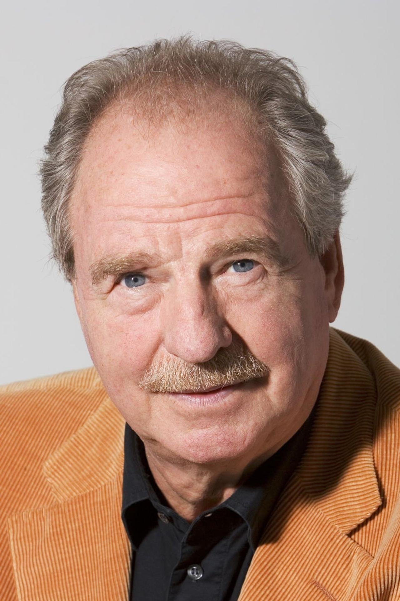 Friedrich von Thun backdrop